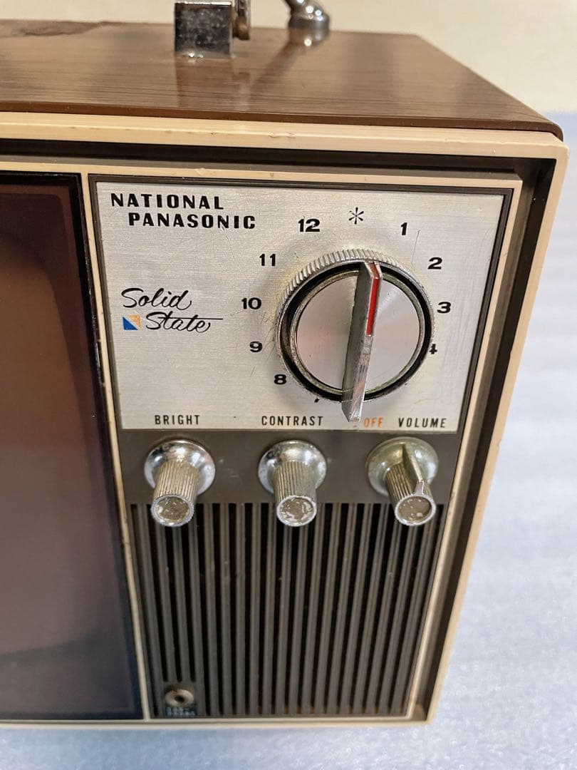 レトロテレビNATIONAL TRANSISTOR TV TR-10F