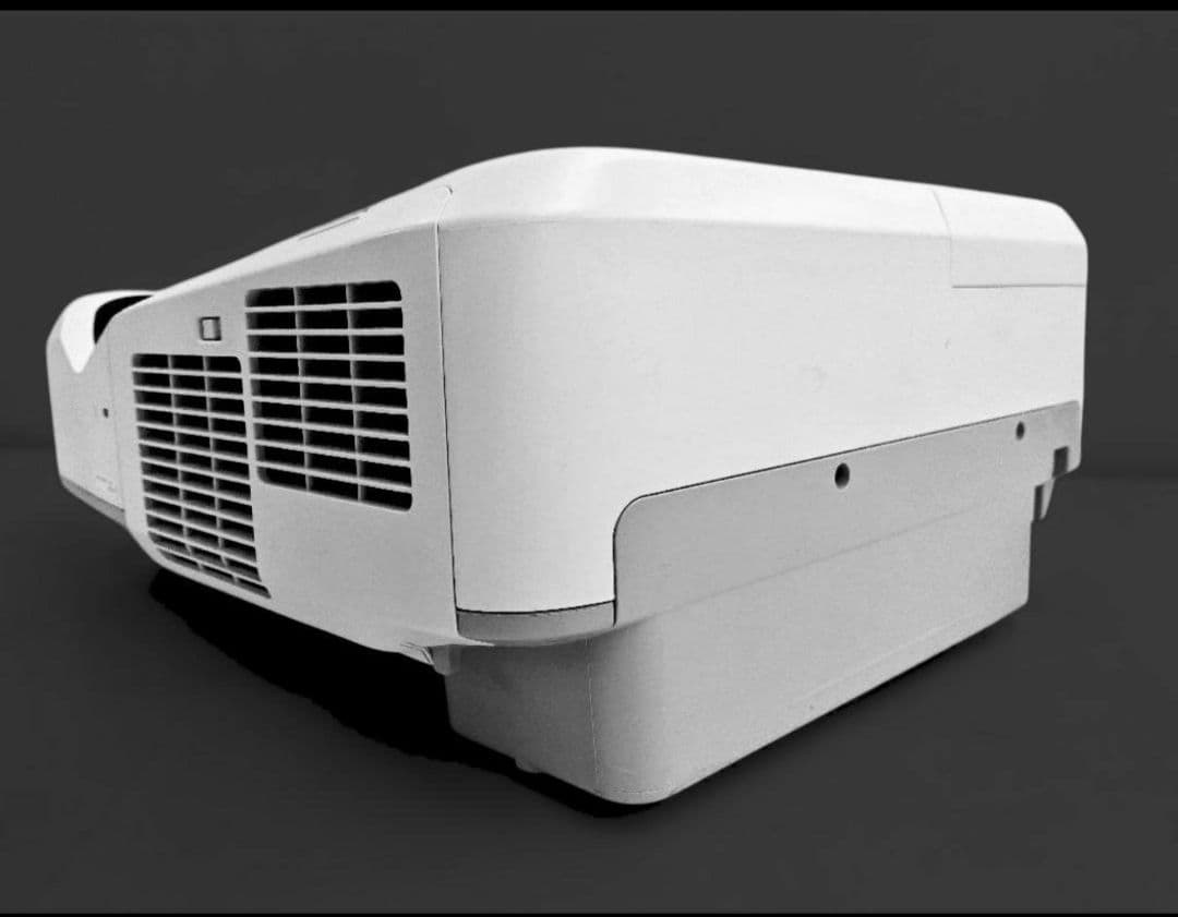 新品リモコンEPSON 超単焦点 ホームシアタープロジェクター 管9