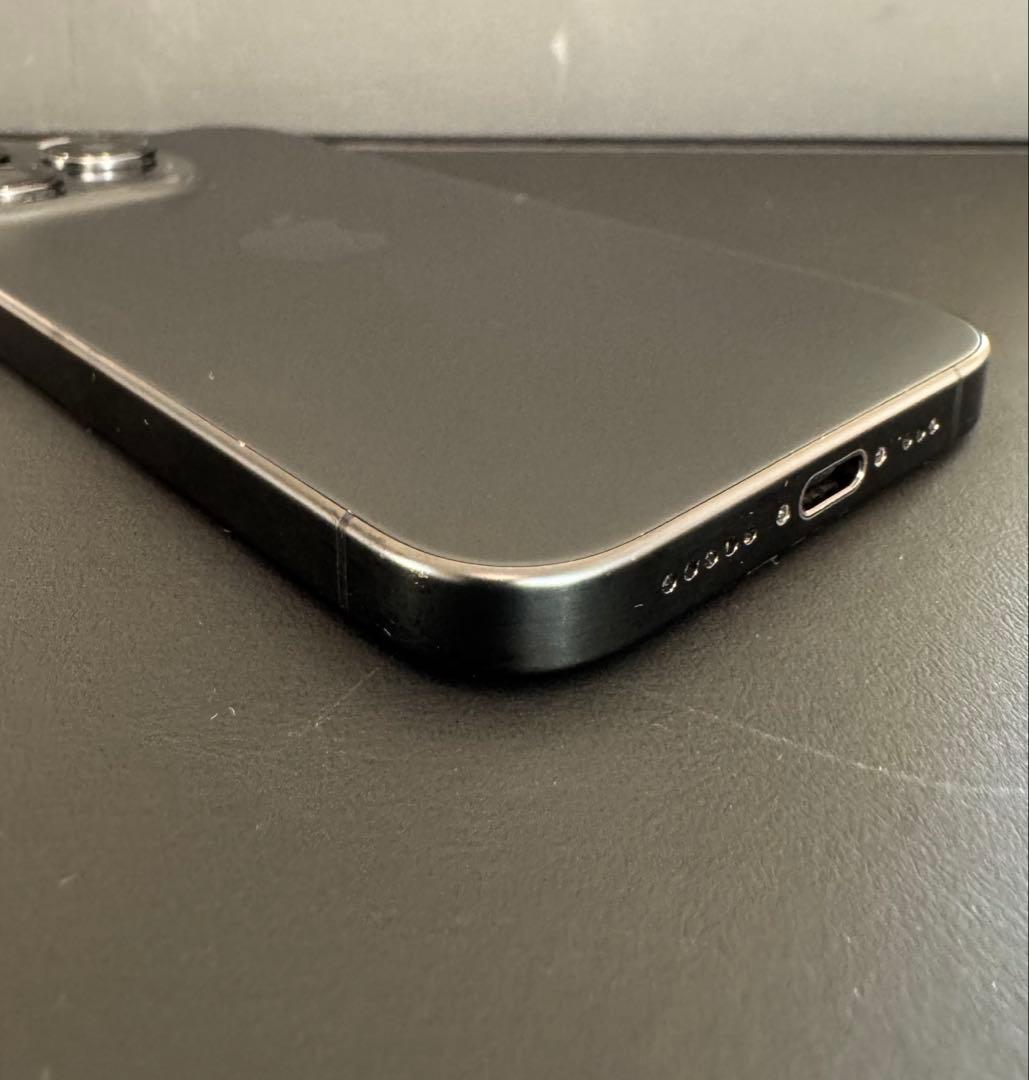 iPhone 15 Pro 256ギガ ブラック 本体 SIMフリー