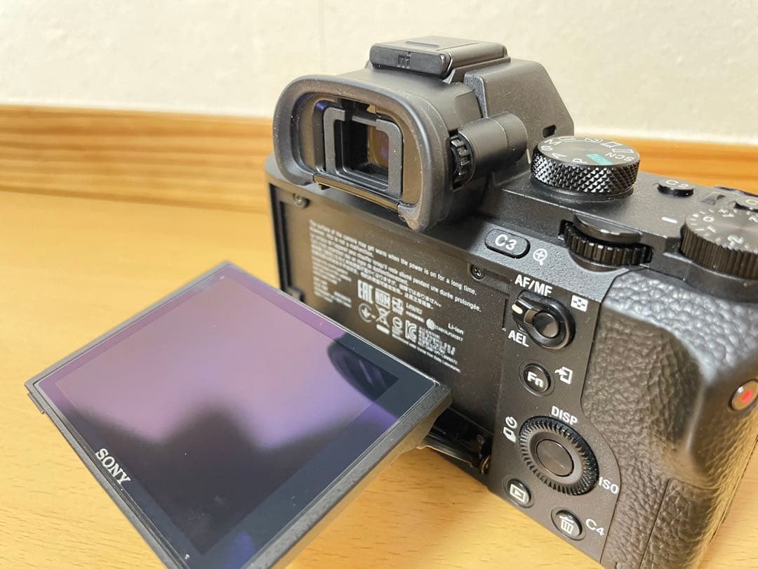 【最終値下げ】SONY α7IIミラーレス一眼ボディ+標準レンズ+純正バッテリー