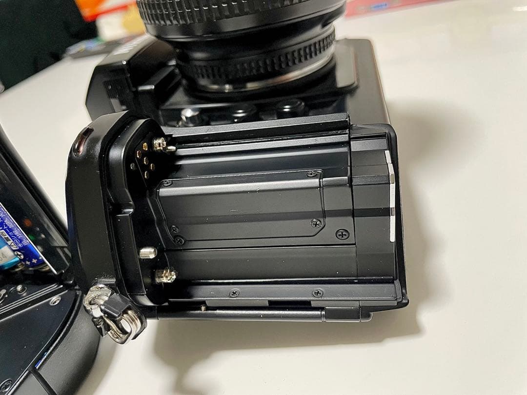 Nikon F4 美品MB-21 ボディ+ AF NIKKOR レンズ2本セット