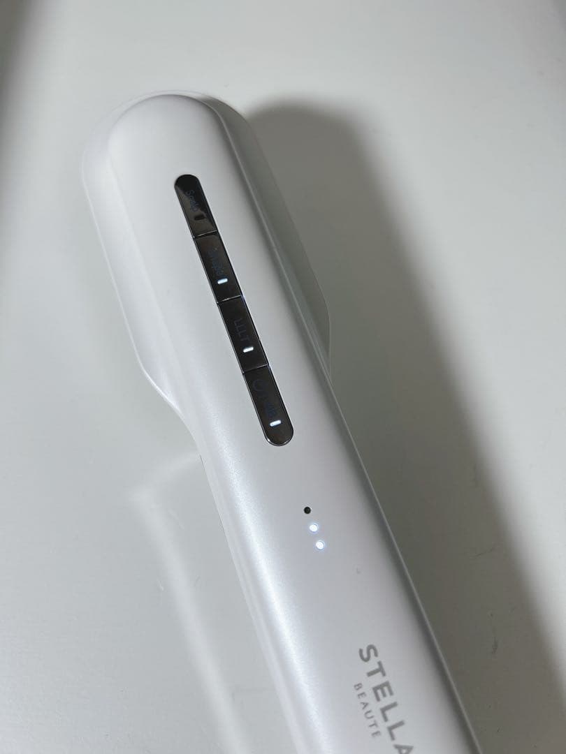 STELLA BEAUTE レーザー＆EMSリフトブラシ