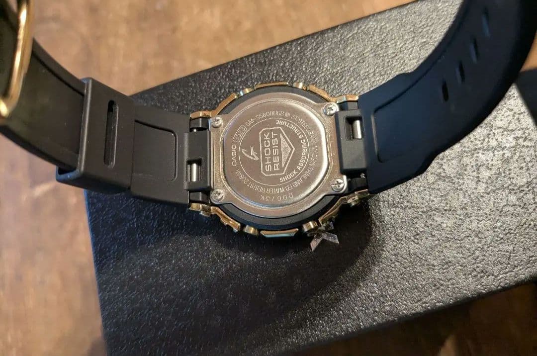 【最終価格】G-SHOCK ゴールド GM-S5600UGB-1JF