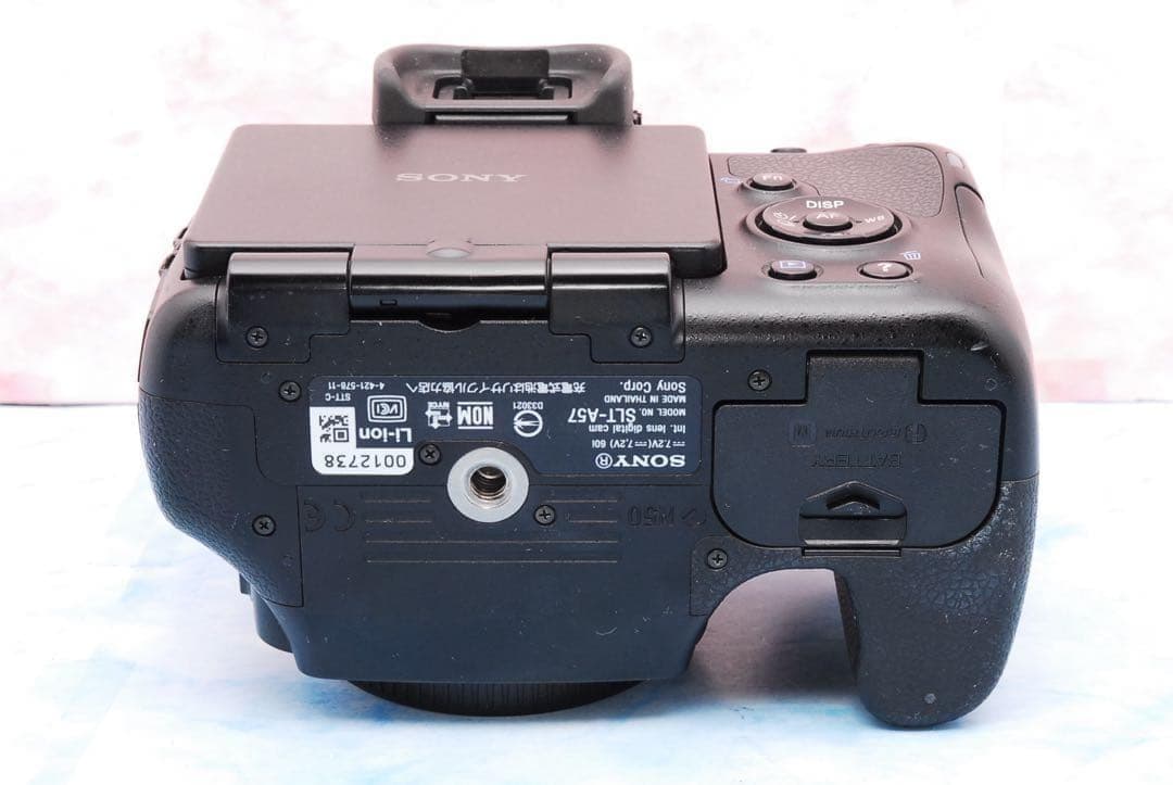 SONY α57☆一眼レフカメラ☆SLT-A57☆ショット数少☆Wレンズ