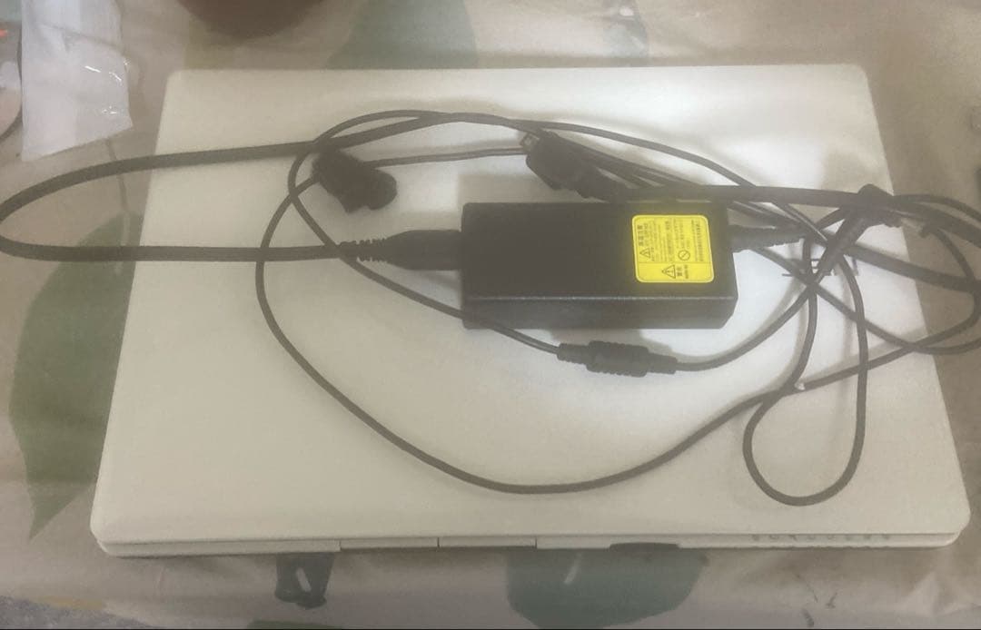 NECノートパソコン 中古ジャンク品 Core i7 16GB SSD256GB