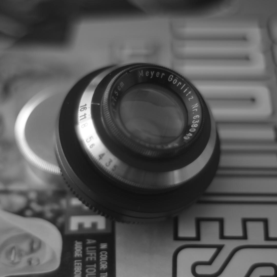 Meyer Gorlitz Primotar F3.5 75mm バブルボケ