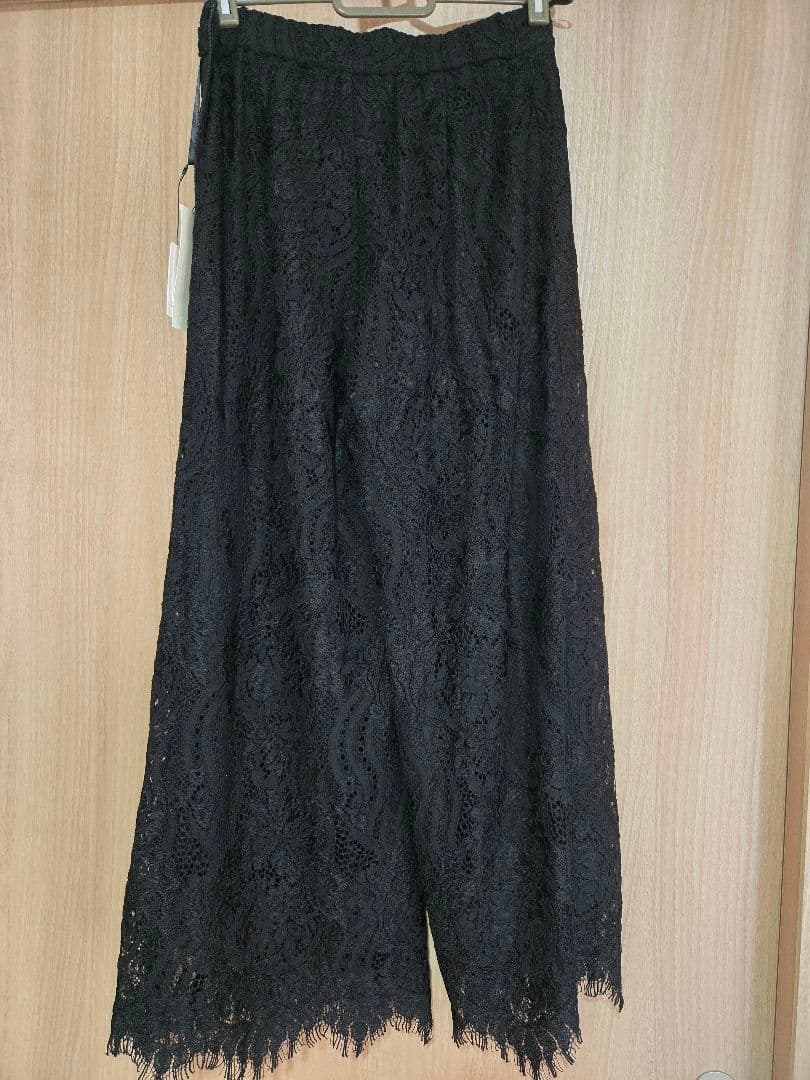 週末限定価格【新品未使用】フレイアイディー　レースワイドパンツ　サイズ表記1