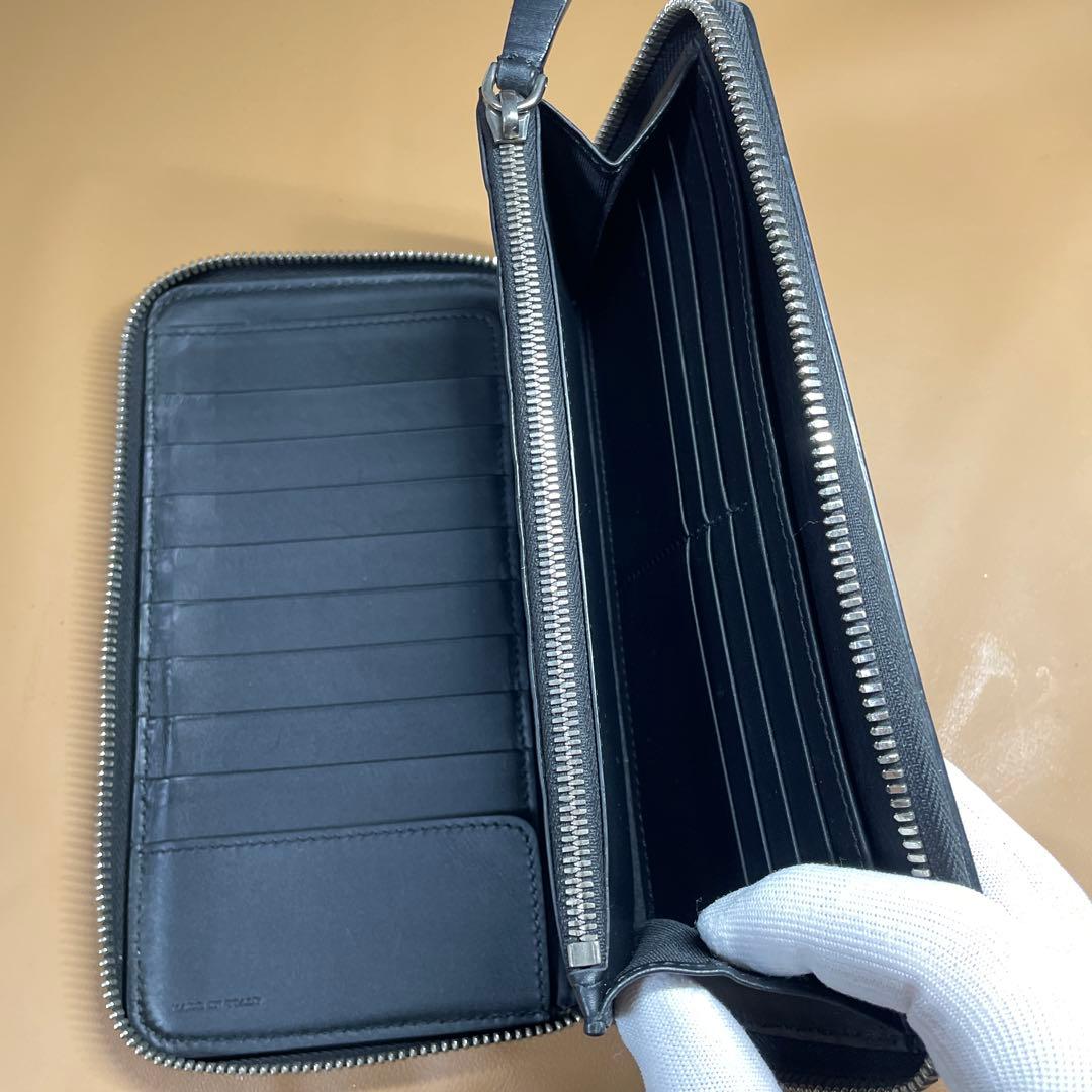 バーバリー　オーガナイザー　ラウンドファスナー