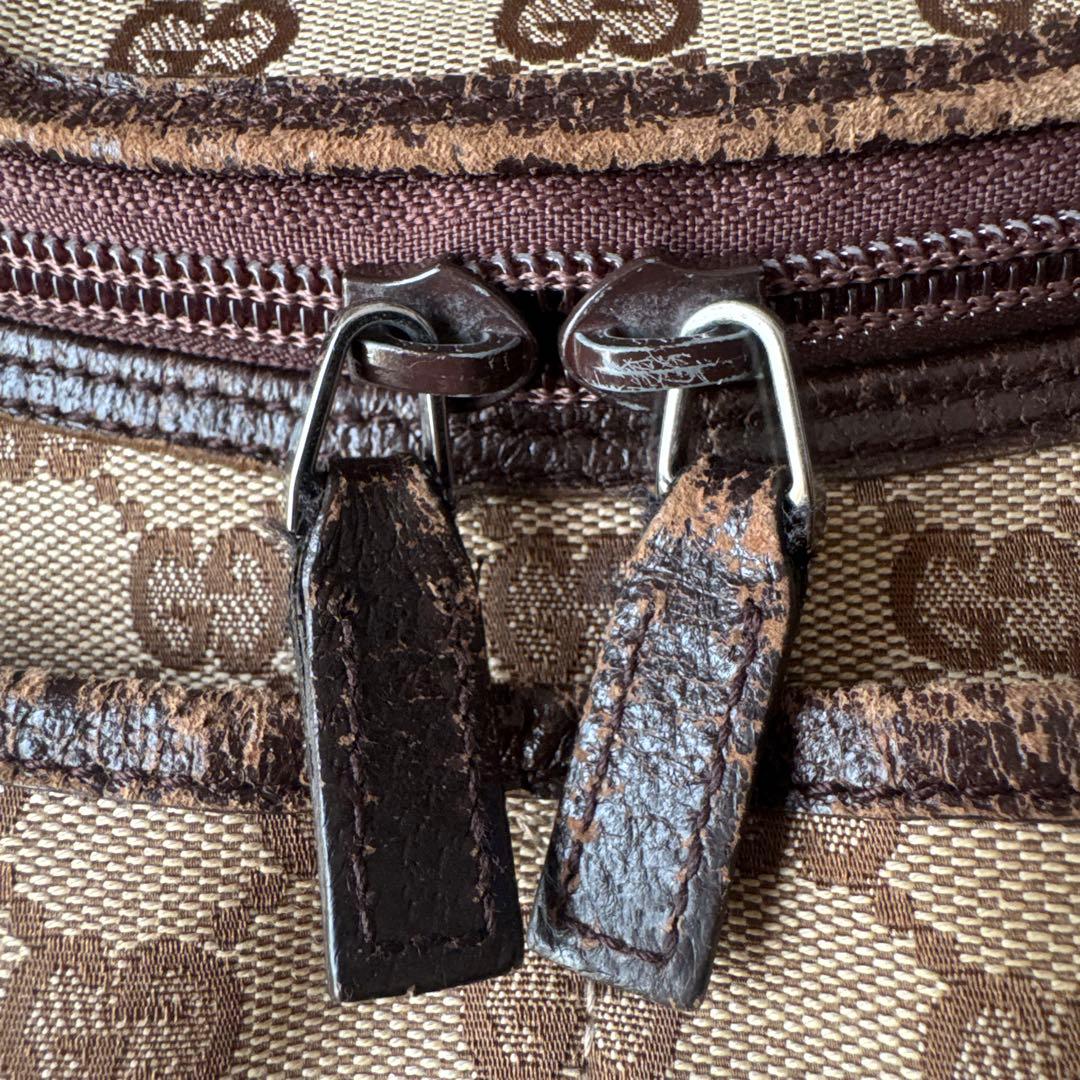 GUCCI グッチ　マザーズバッグ　ショルダーバッグ　おむつかえシートつき