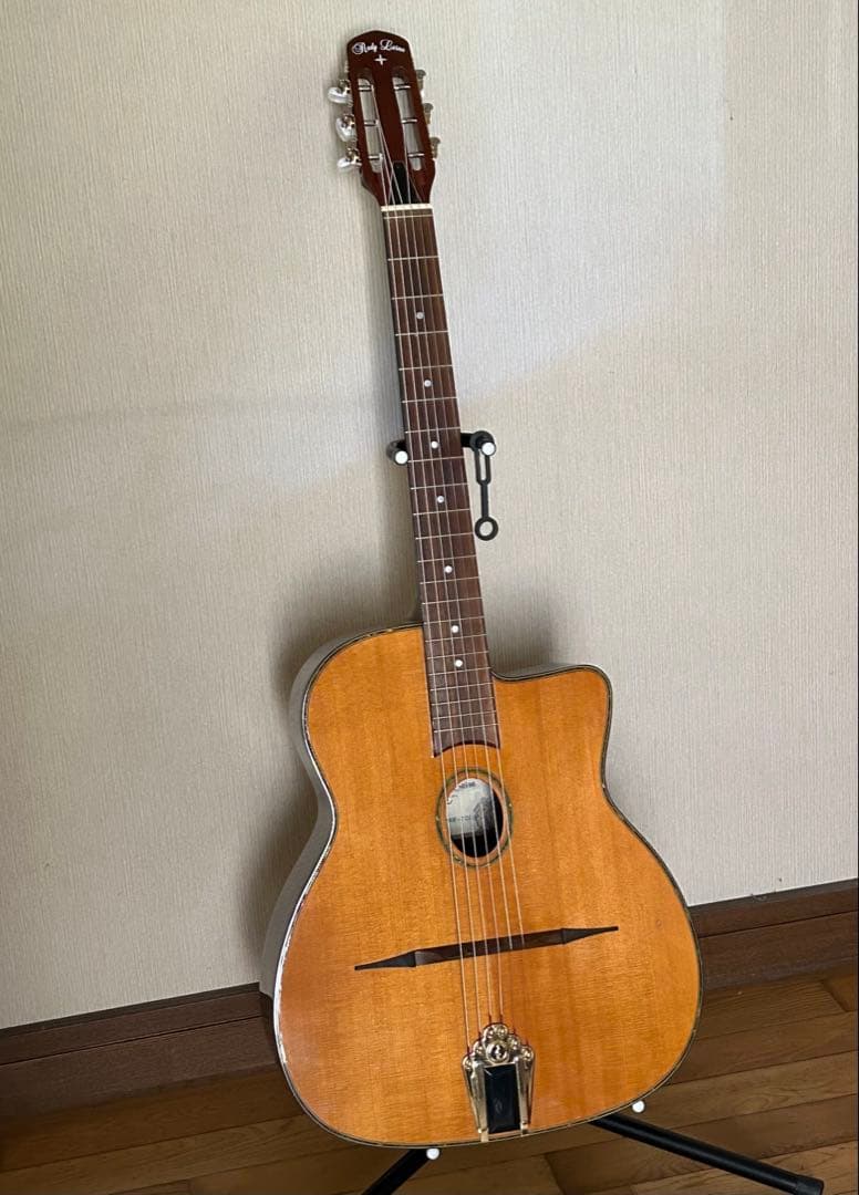 マカフェリジャズギター　Rudy Larna WM 700A 弾きやすい