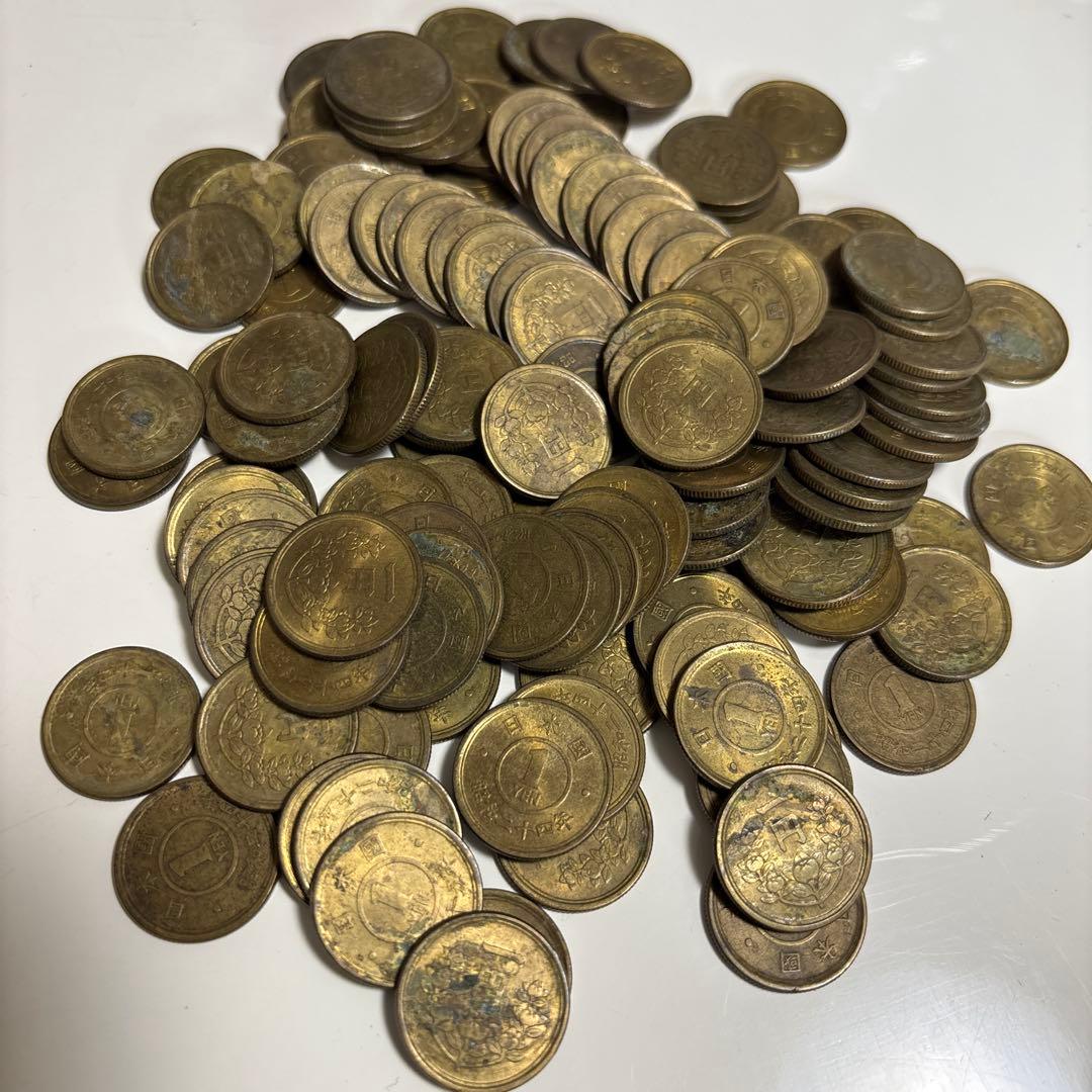翔*様 日本古銭 まとめ売り 大量 明治〜昭和 穴あき 銀貨あるかも