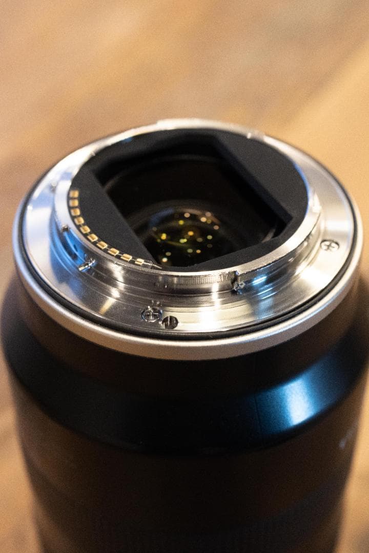 TAMRON 70-180mm F2.8 Di III VXD ズームレンズ