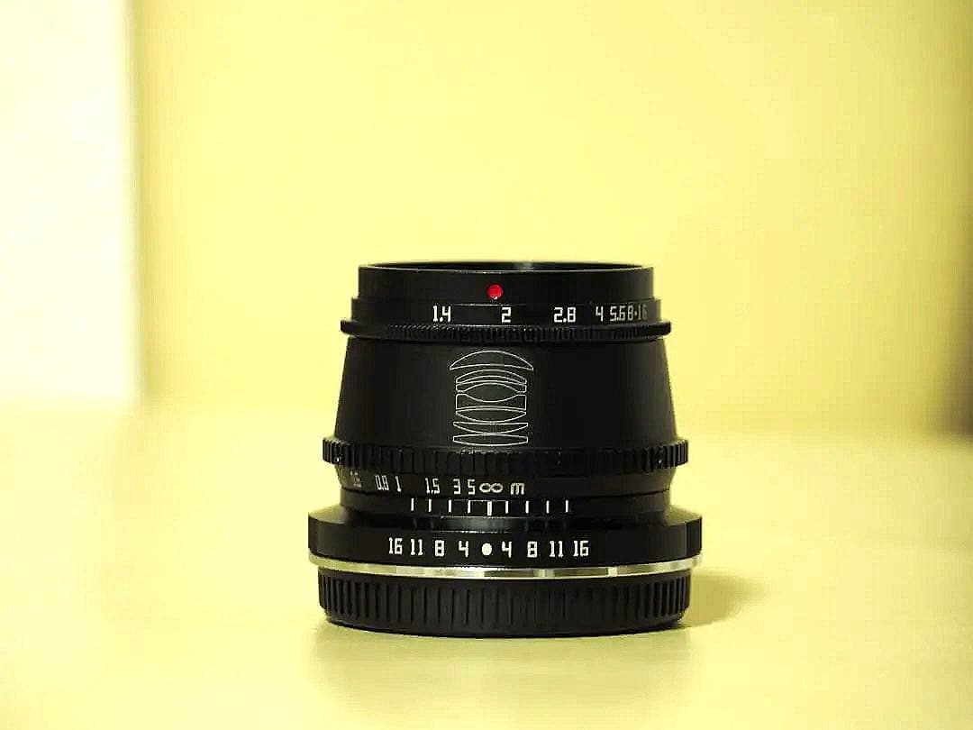 TTartisan 35mm f1.4 レンズ