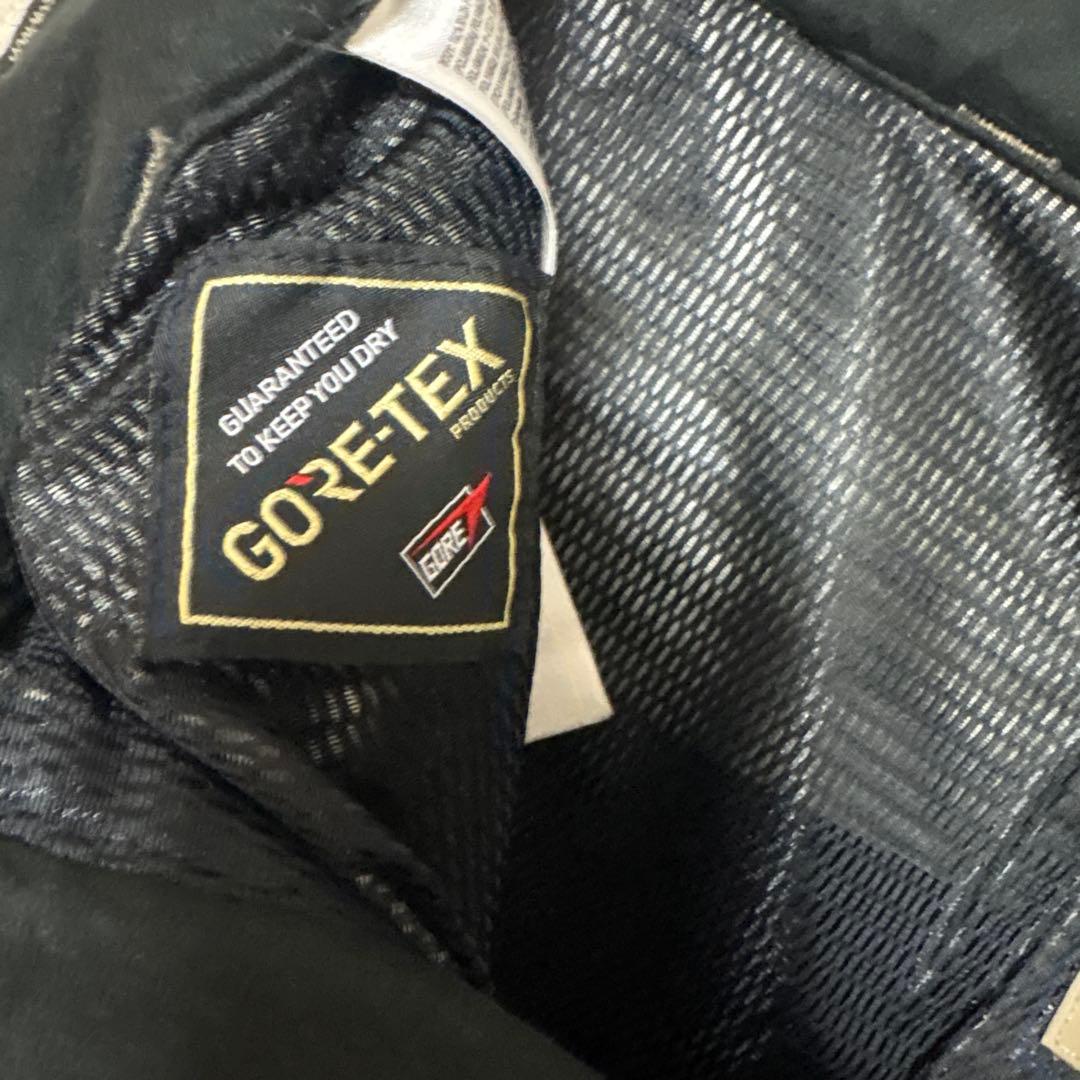 VOLCOM GORE-TEX スノーボードパンツ ベージュ