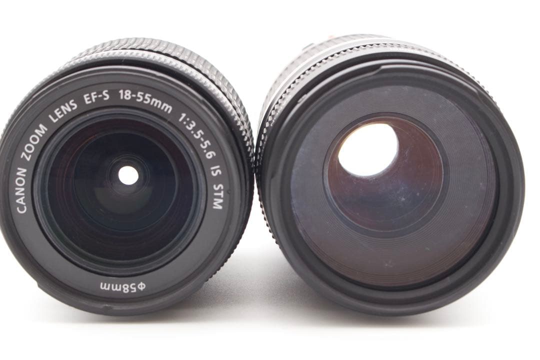 Canon EOS Kiss X8i ダブルレンズ　広範囲をカバー　Wi-Fi