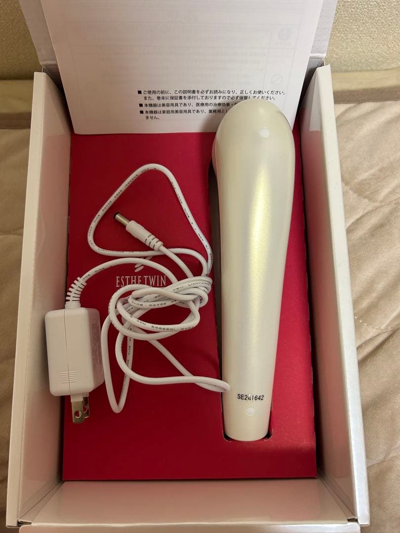 ESTHE TWIN SE 美顔器