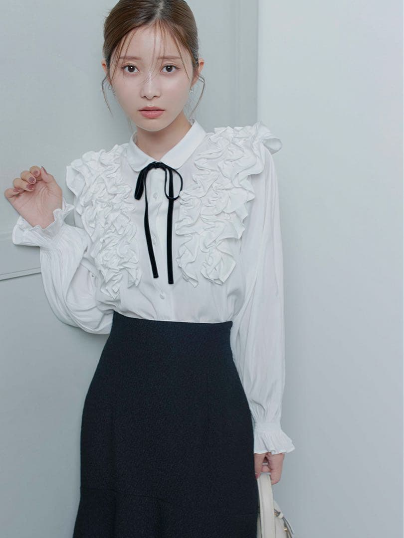 完売品セルフォード フリルヨークシャツカラーブラウス