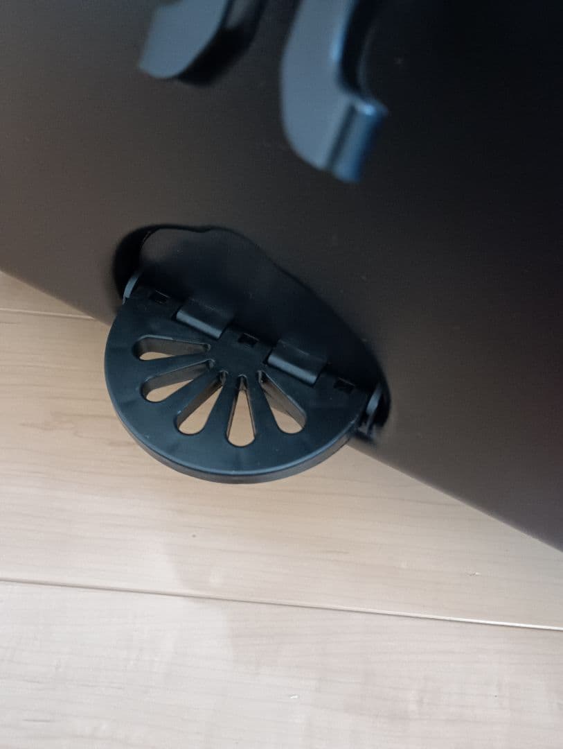 子供が乗れるキャリーケース黒 キッズトラベル　キャリーケースM