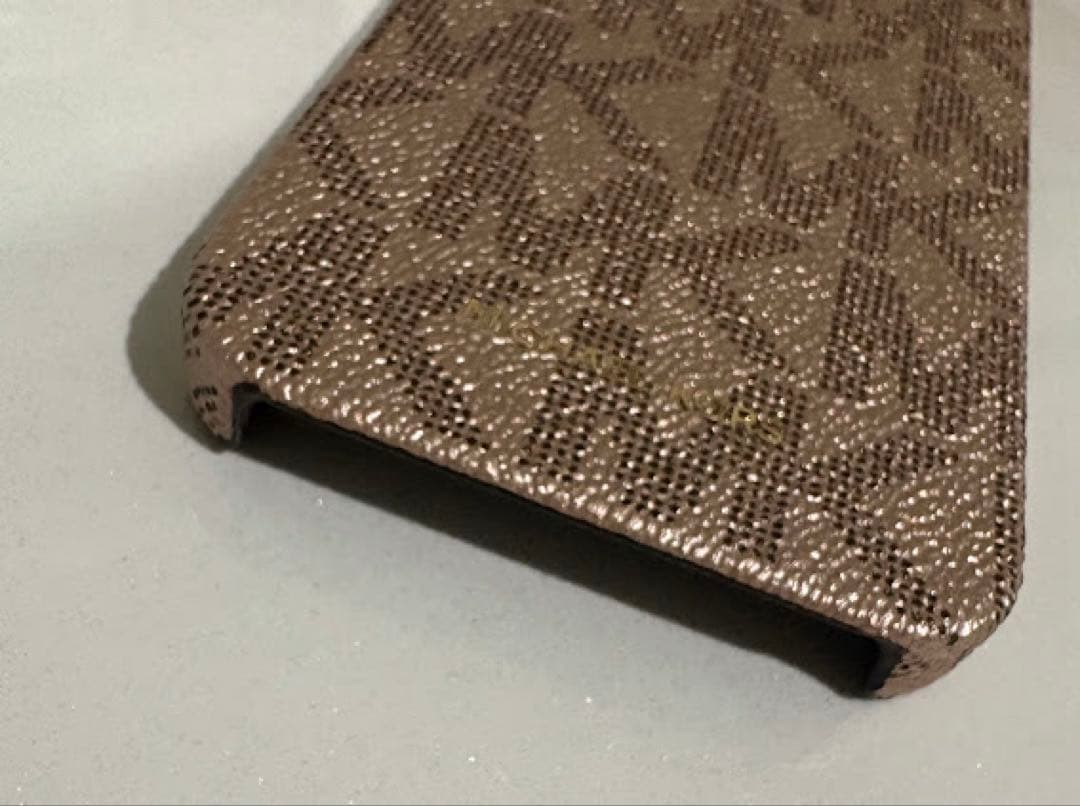 【❤️新品傷なし❤️】マイケルコース iPhone13 対応 ケース ローズ ロゴ