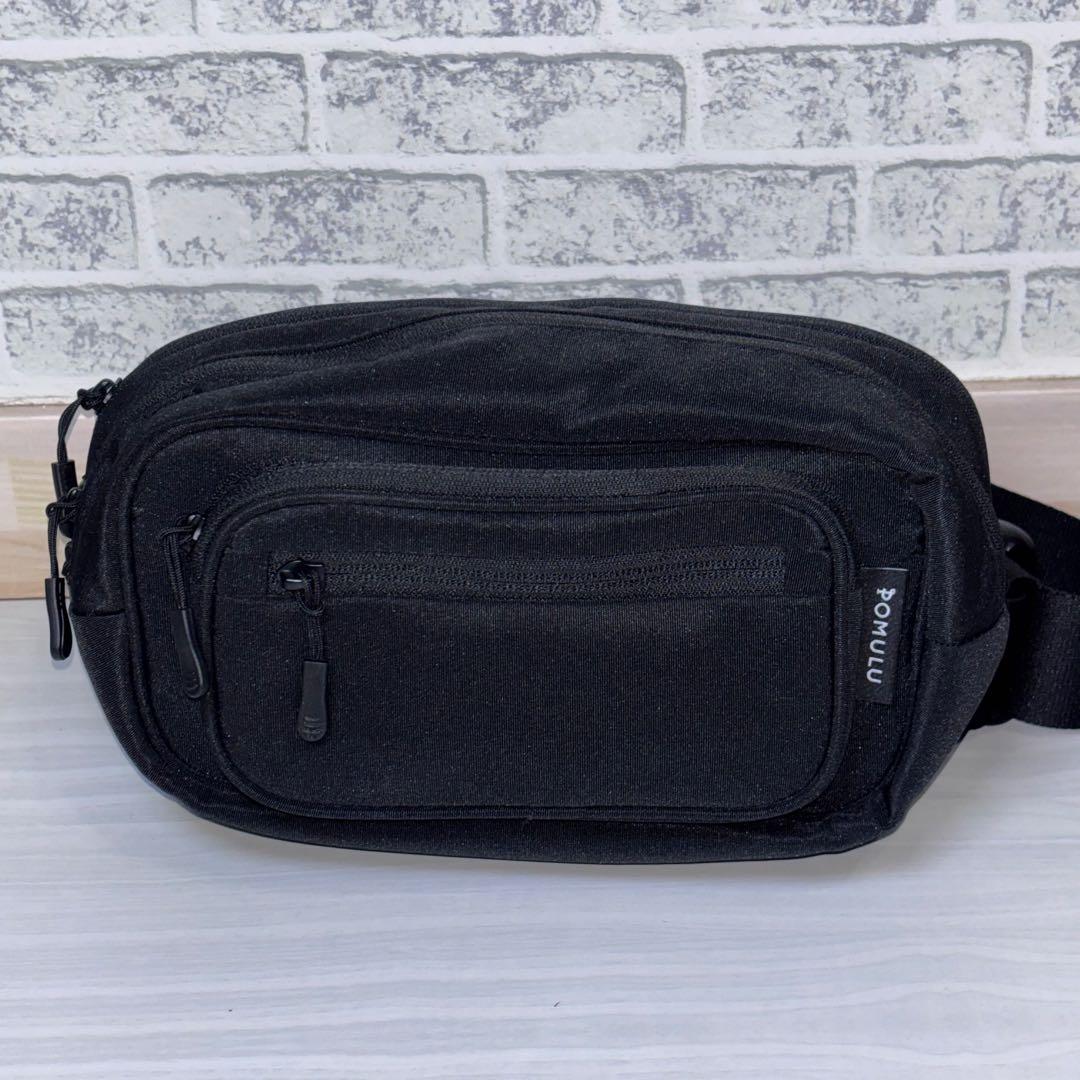 POMULU ポムル　ヒップシート　ショルダーバック　ブラック　黒　美品