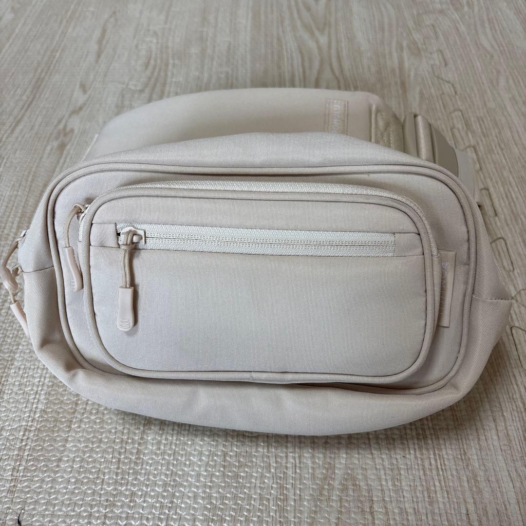 POMULU ポムル　ヒップシート　ナチュラルアイボリー