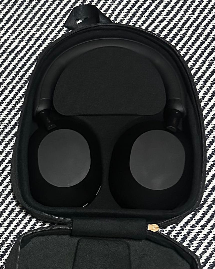 wh1000xm5 SONYブラック ワイヤレスヘッドホン