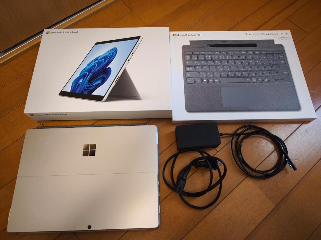 Microsoft Surface Pro 8 + 純正キーボード・スタイラス