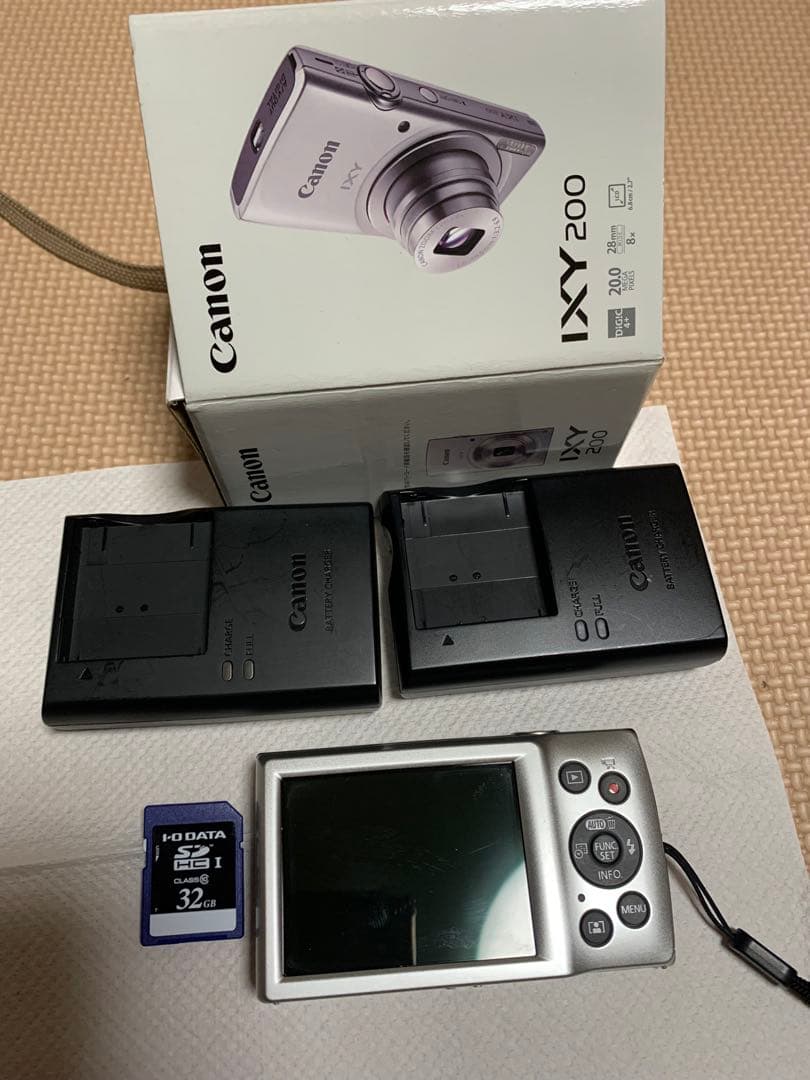 Canon IXY200 とCasio Exilim EX-S10 まとめ売り