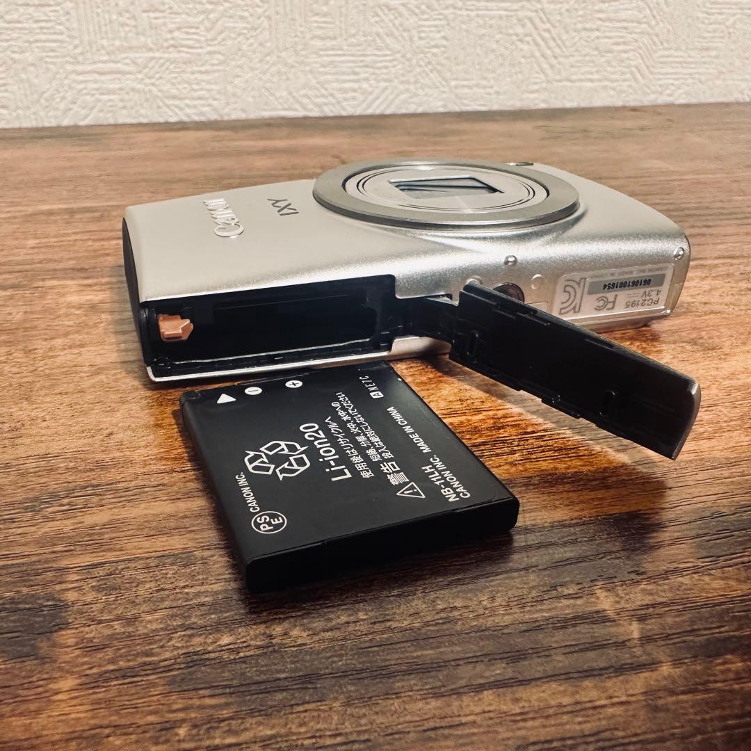 Canon IXY 170 シルバー　デジタルカメラ　コンパクト　デジカメ