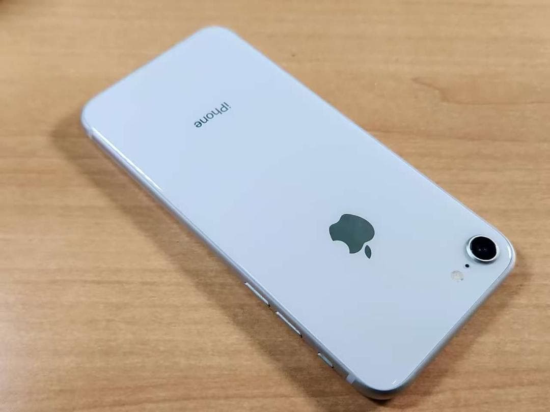 スマートフォン本体 020400B iPhone8 A1906 64GB