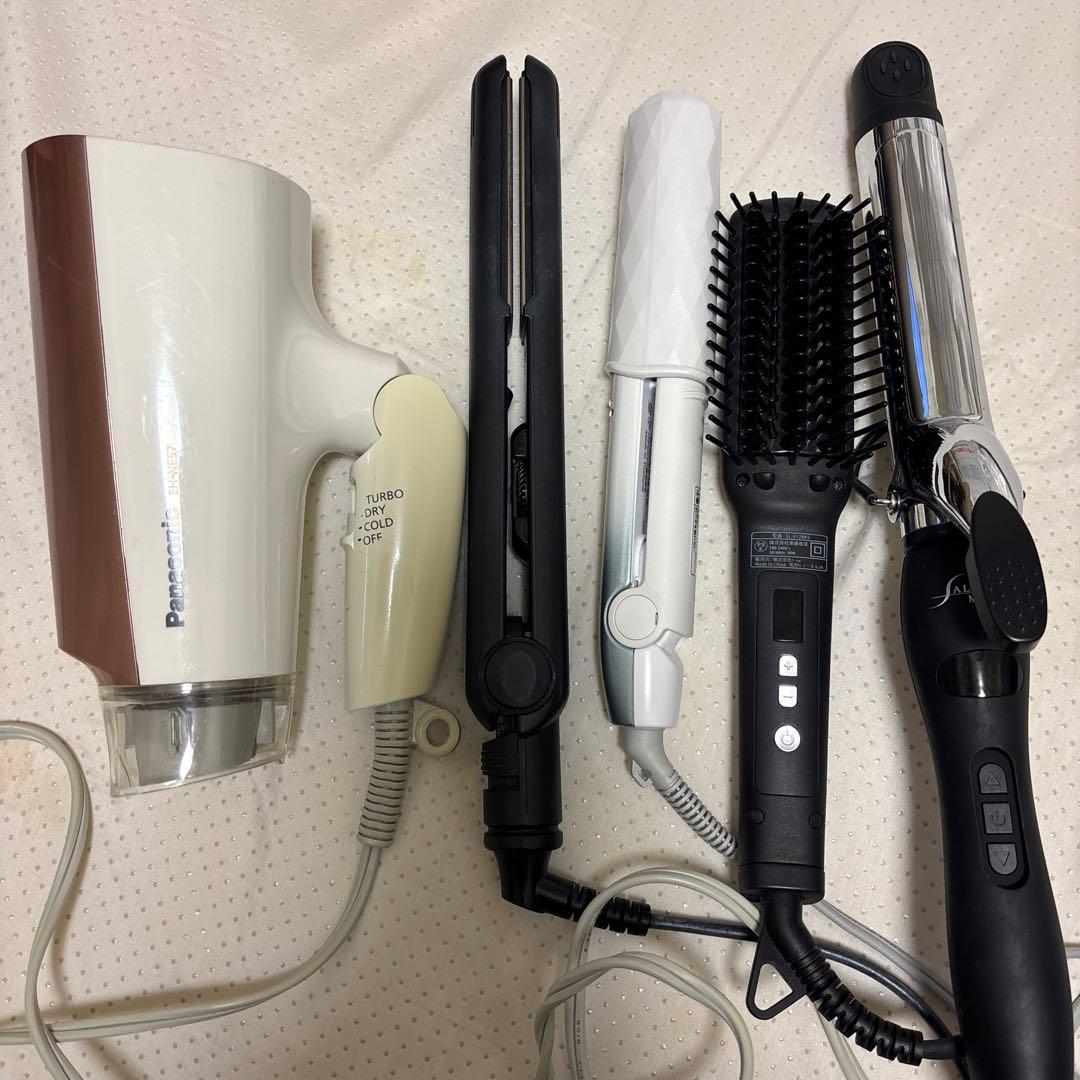 ヘアドライヤー・アイロン・ブラシセット