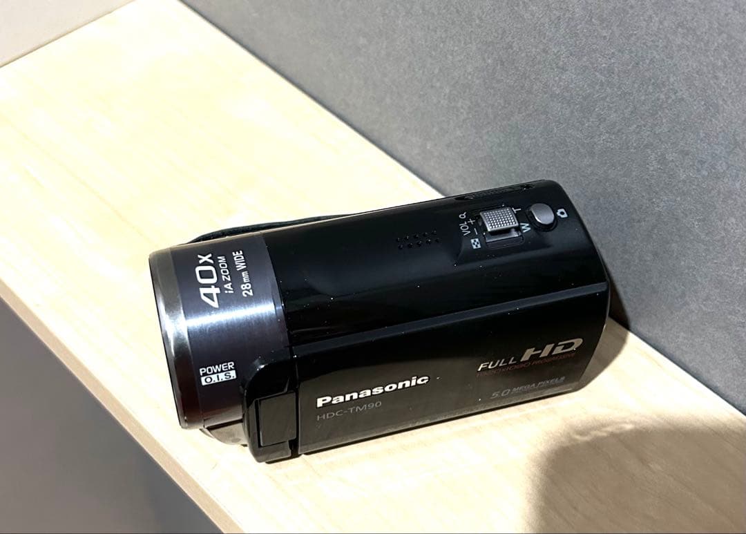美品Panasonic ビデオカメラ HDC-TM90