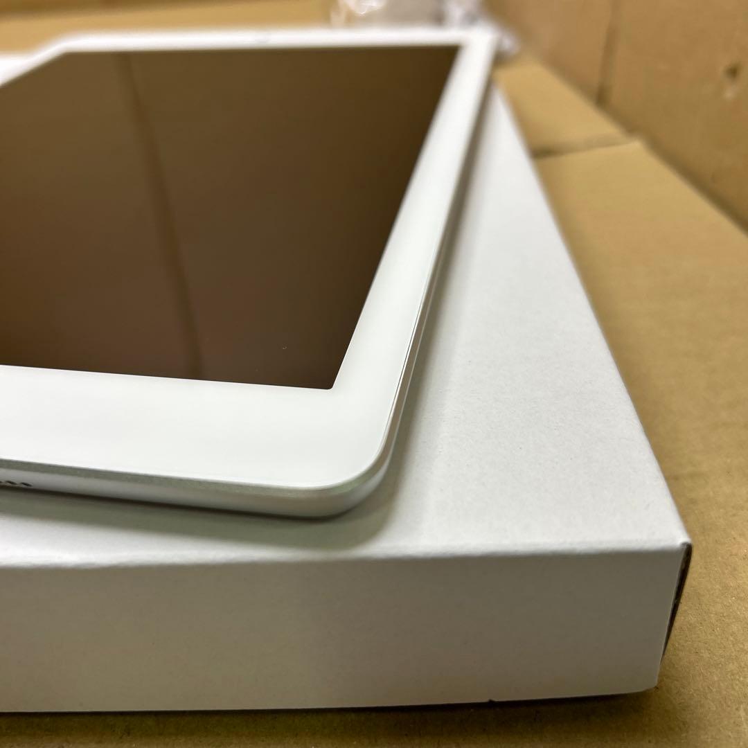 Apple iPad (第６世代) Wi-Fi 128GB シルバー