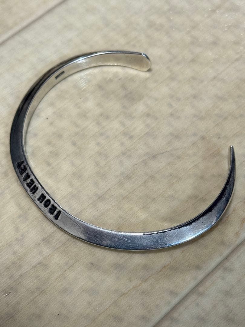 IRON HEART シルバーオープンバングル