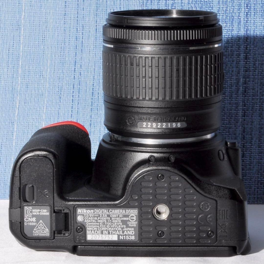 ✨大人気　WiFiモデル✨Nikon D5600　スマホ転送　超高画質✨