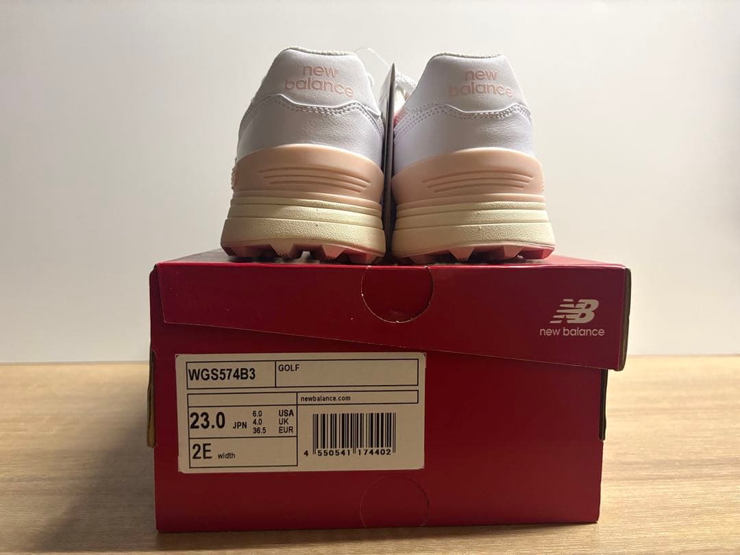 未使用 23cm 2Eニューバランスゴルフシューズ WGS574B3ホワイト