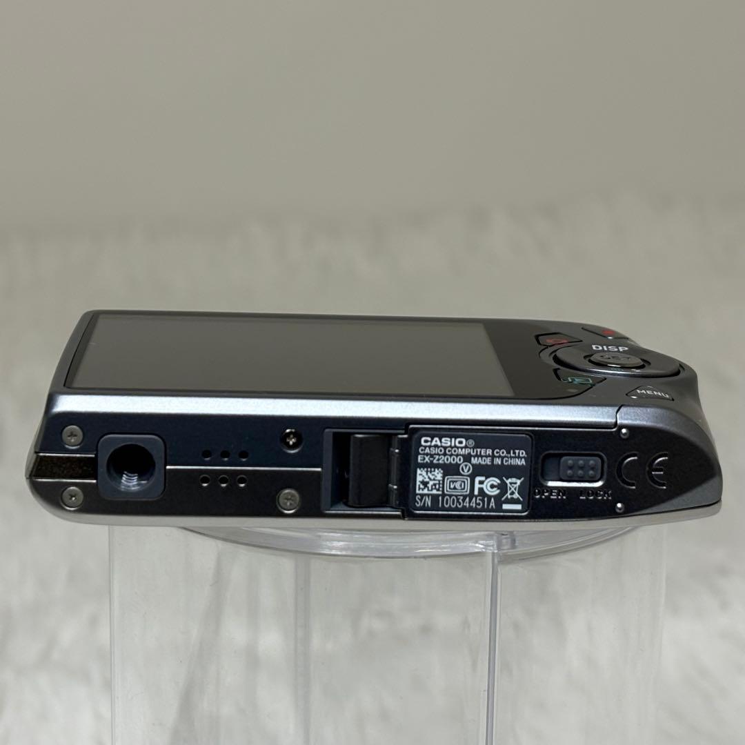 CASIO カメラ　エクシリム　EX-Z2000 充電器　箱 コンデジ　動作品
