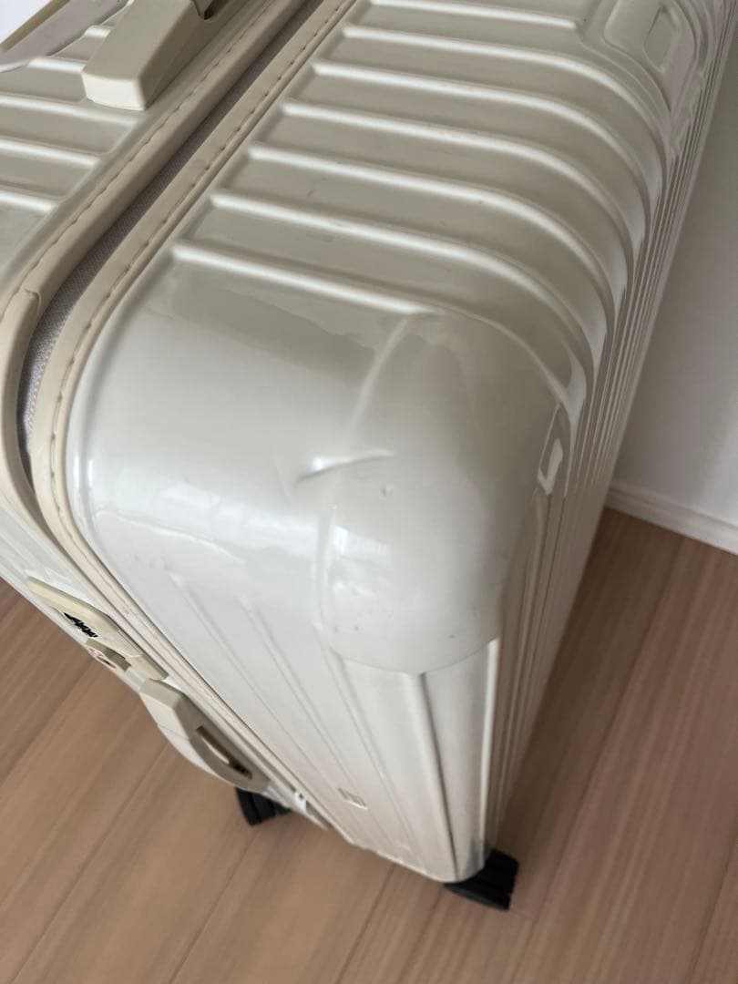 RIMOWA SALSA アローズ別 正規店修理後2回利用