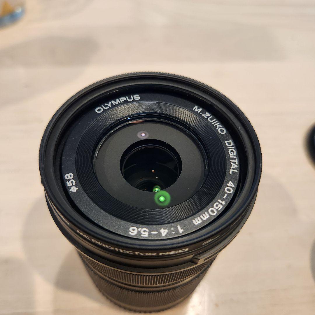 OLYMPUS OM-D E-M10 シャッター数 3257回