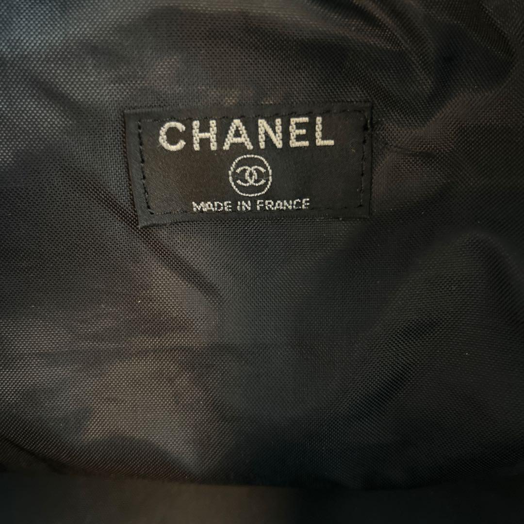 Q*o様 CHANEL ブラック ボストンバッグ