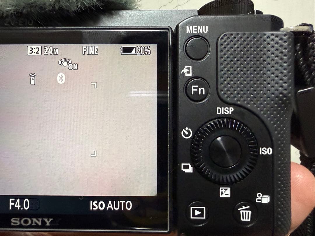 SONY ZV-E10 レンズキット 予備バッテリー、3脚