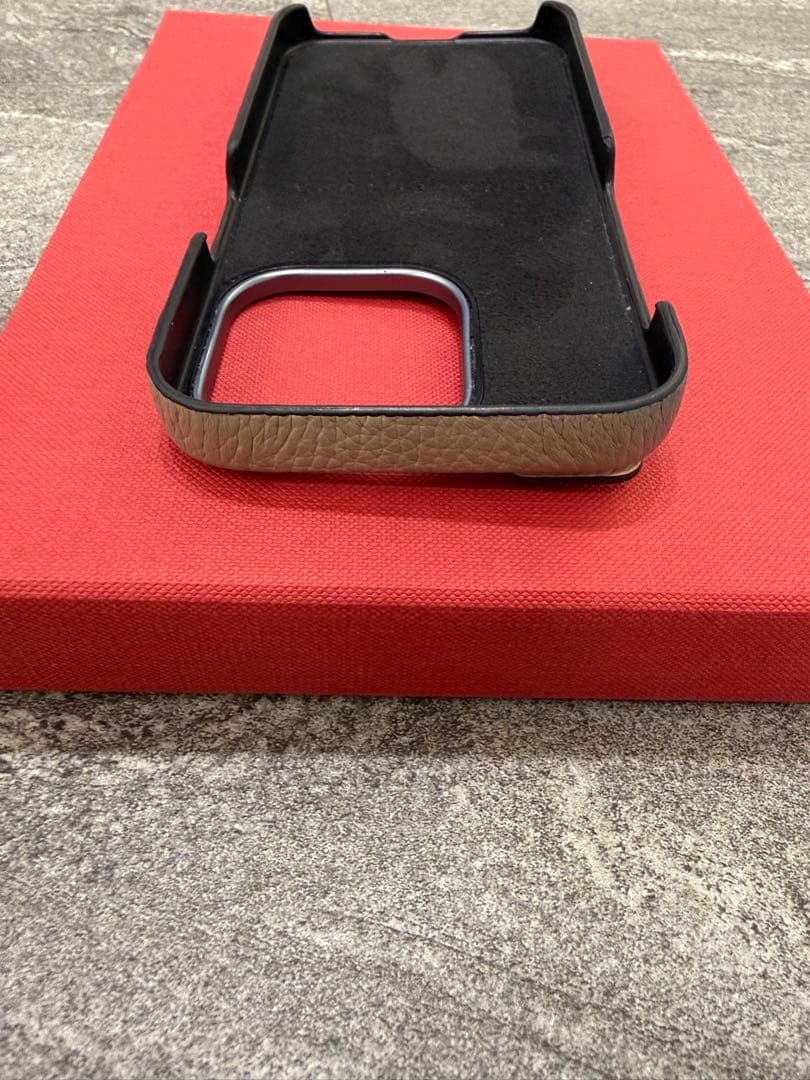 BONAVENTURA グレージュ × シェル iPhone15pro用ケース