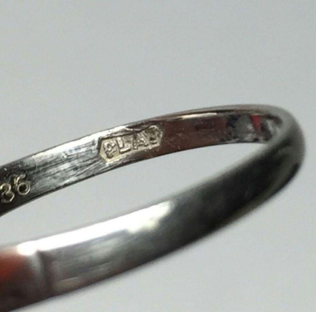 ヴィンテージ　ダイヤモンドエタニティリング　プラチナ