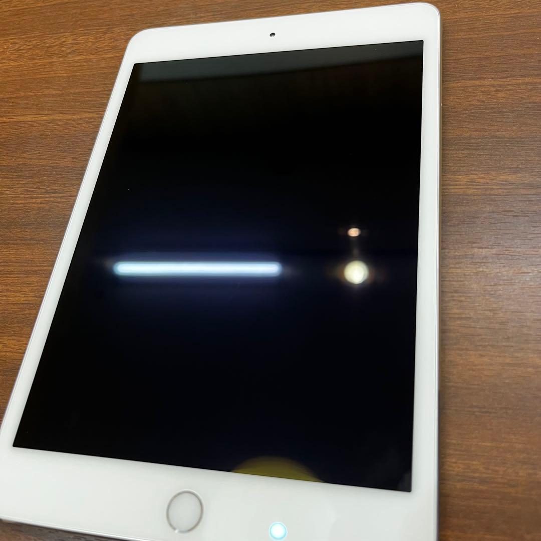 iPad mini4 16GBバッテリー最大容量100%ほぼ未使用 SIMフリー