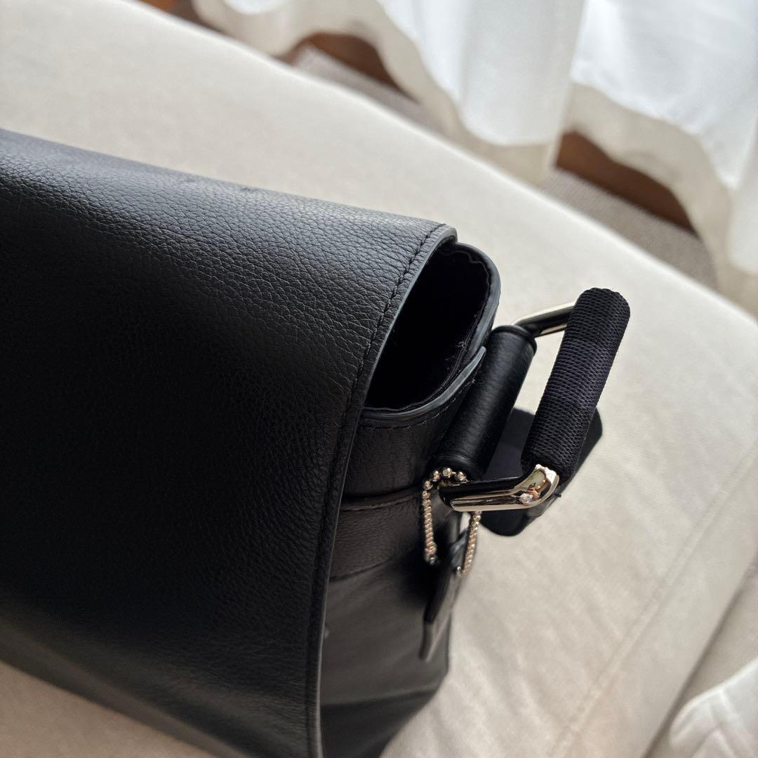 【スーパーマン】コーチ　ブラックレザーメッセンジャーバッグ　未使用