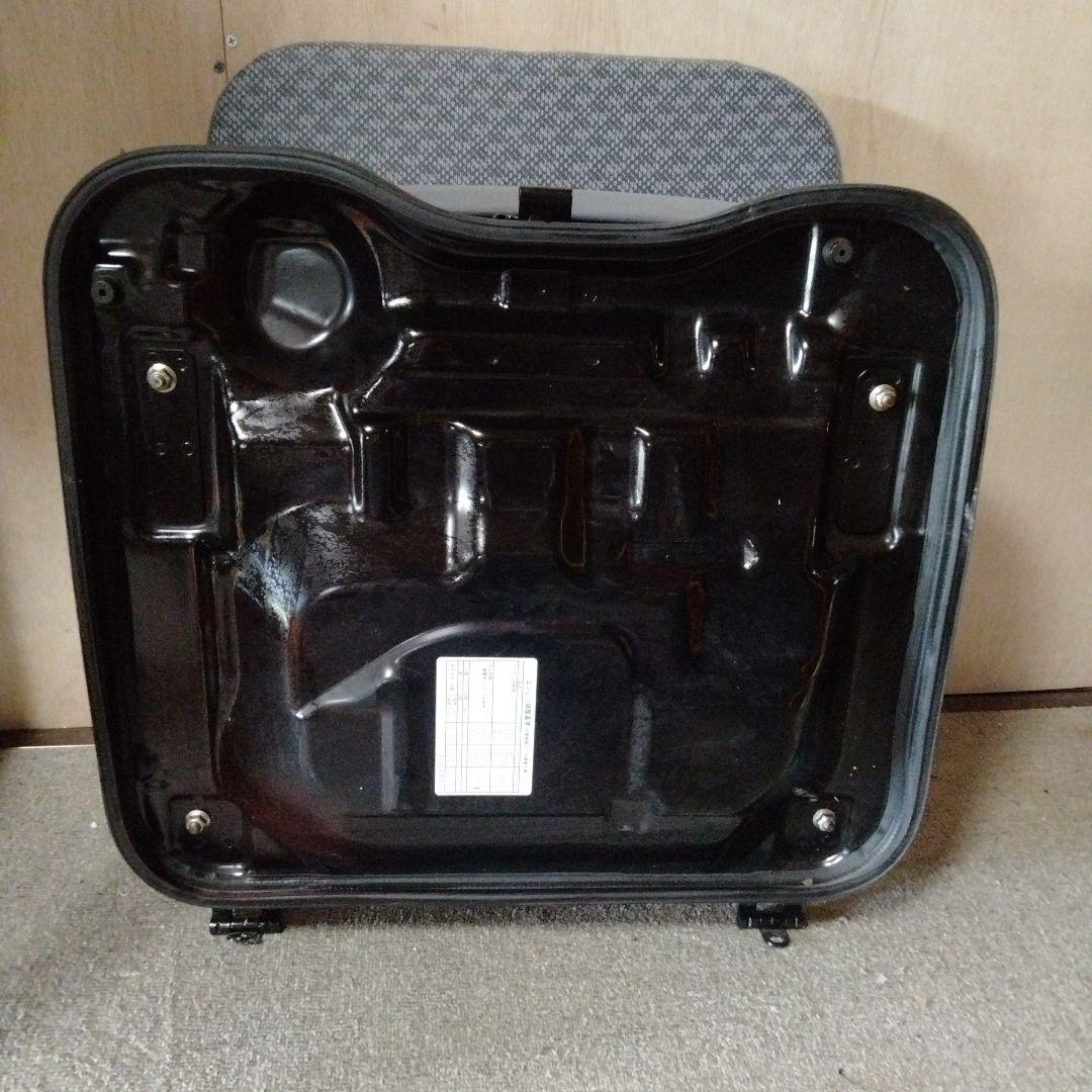 DAIHATSU　ハイゼットトラックトラック　S210後期型　運転手席　シート