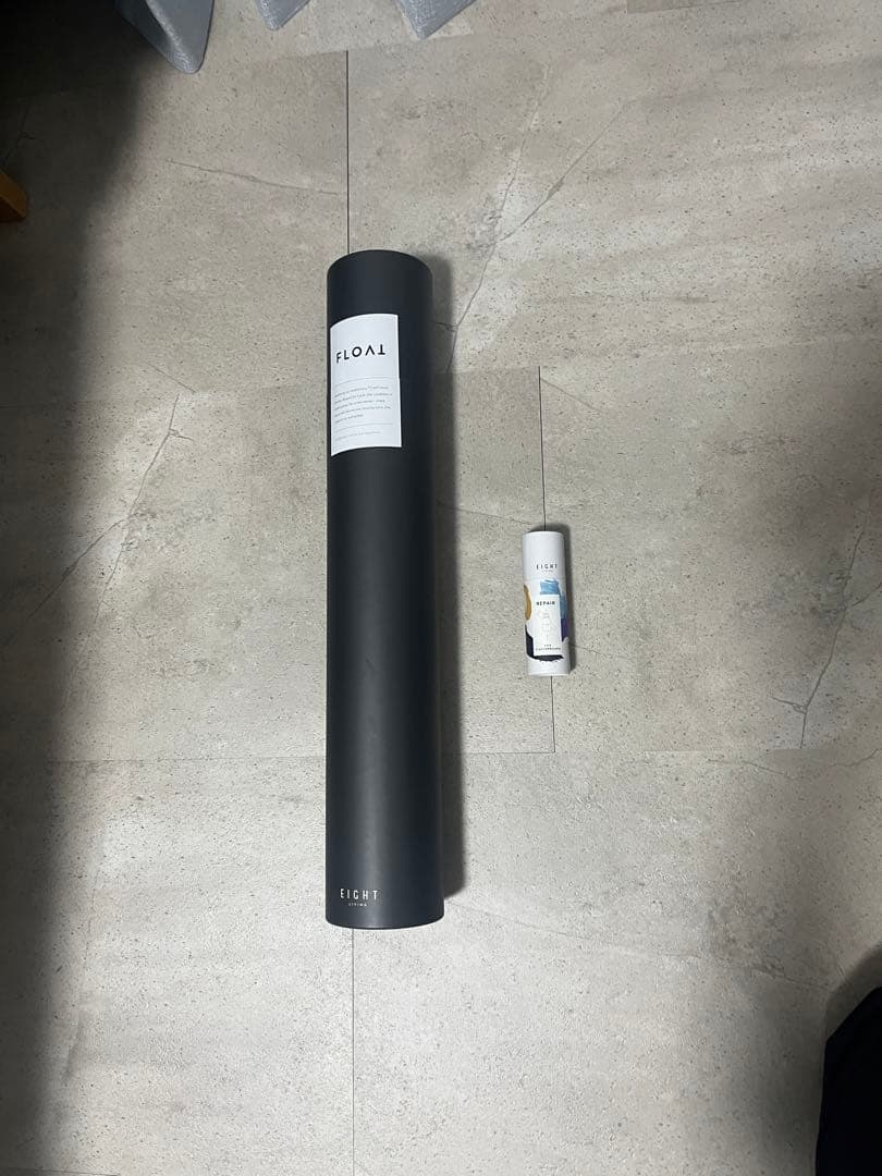 【値下げ中】FLOAT テレビ 壁掛け金具 石膏ボード 賃貸 現状復帰可能