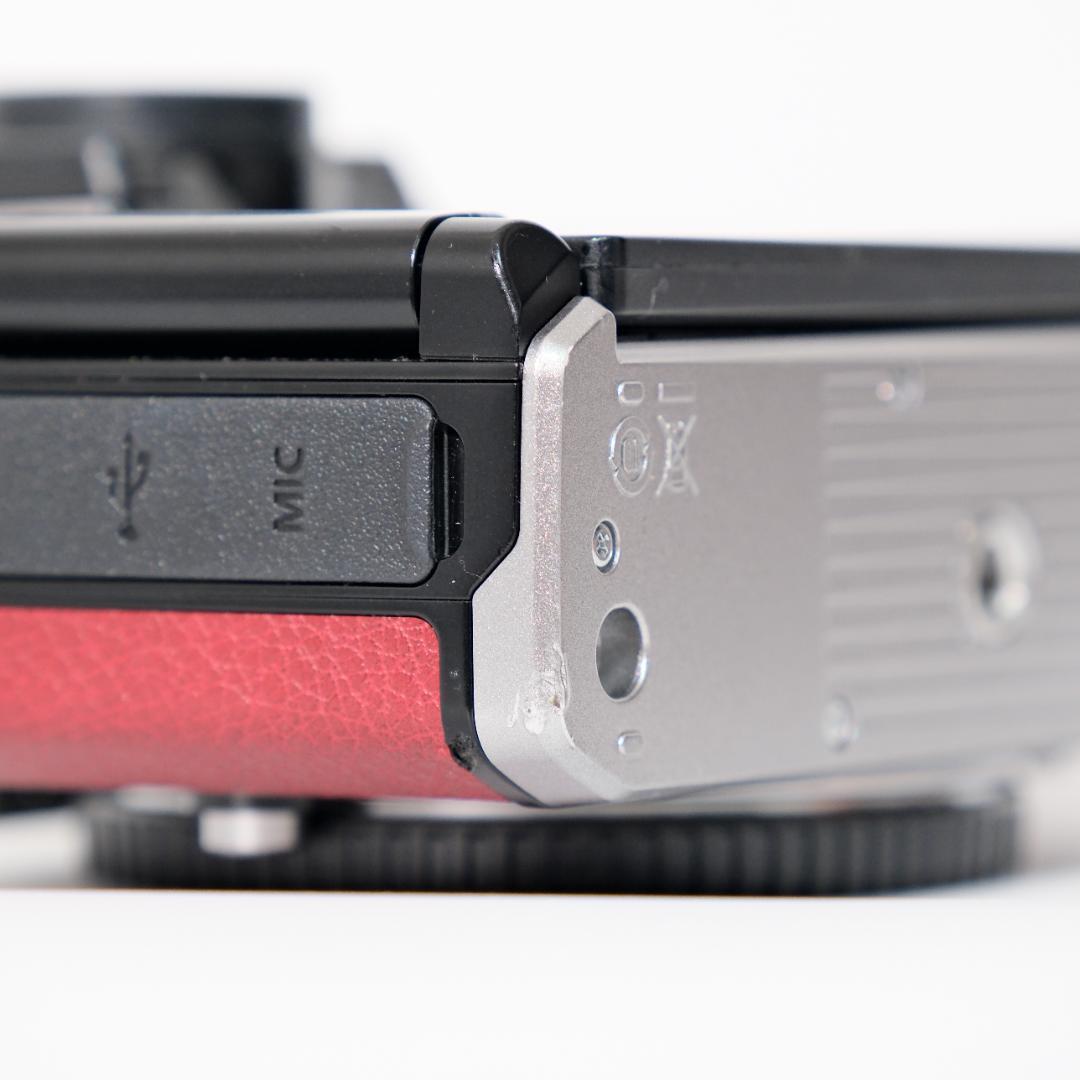 の*き様 Nikon Z fc + 16-50mm クリムゾンレッド エクステリ