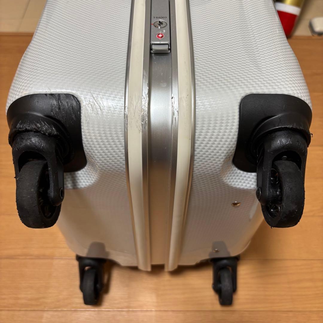 エース ワールドトラベラー キャスターストッパー付 フレームタイプ 31L