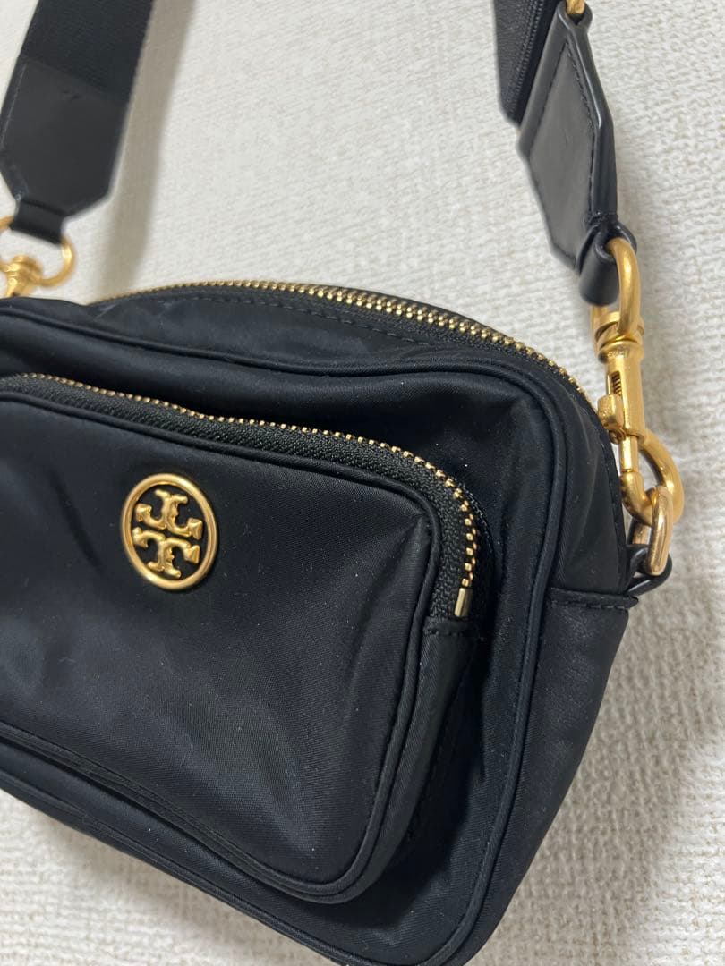 売り切り価格！未使用 トリーバーチ ToryBurchナイロン ボディバッグ